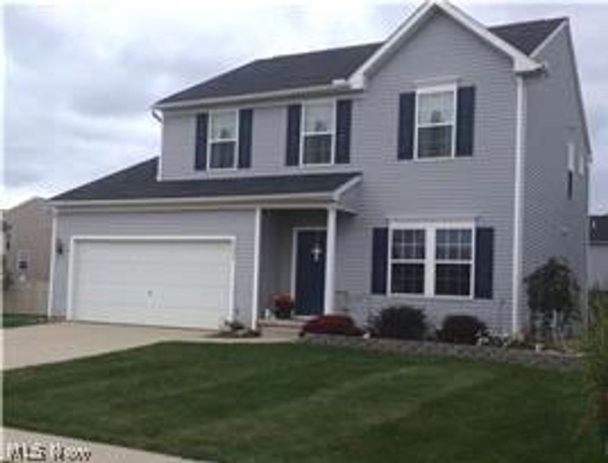 Sterling Green. Open floor plan colonial with morning room, 2nd floor loft/home office and finished basement. Stamped concrete patio and fenced yard.