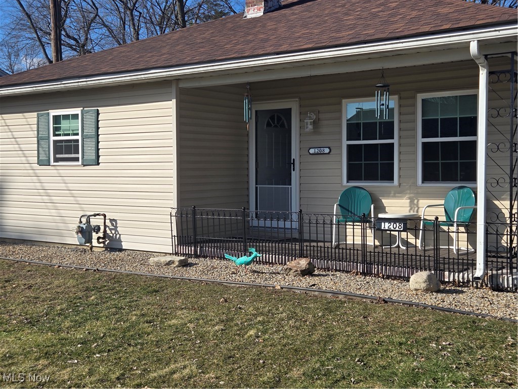 1208 Wintermute Avenue, Newark, Ohio image 1
