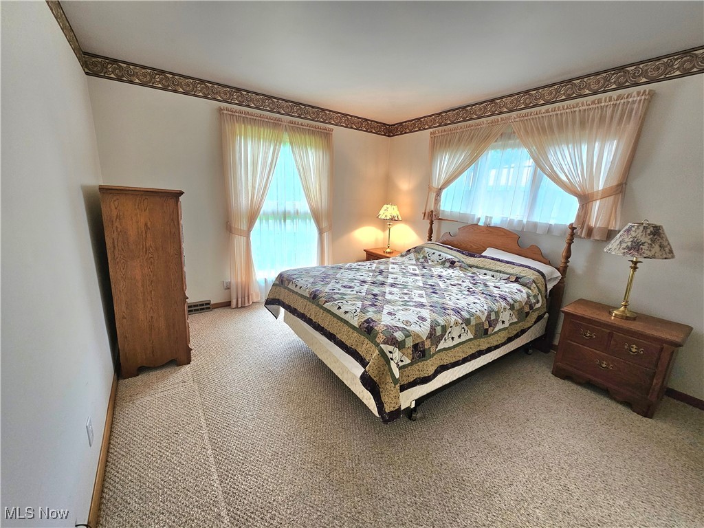 3104 Meadow Lane, Warren, Ohio image 35