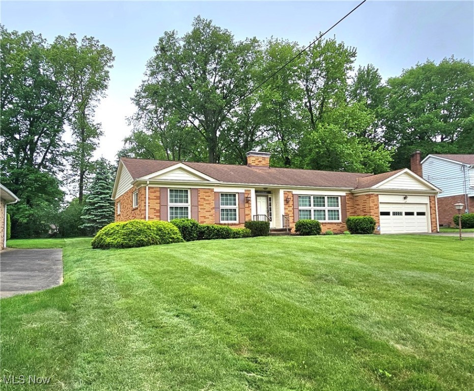 3104 Meadow Lane, Warren, Ohio image 4