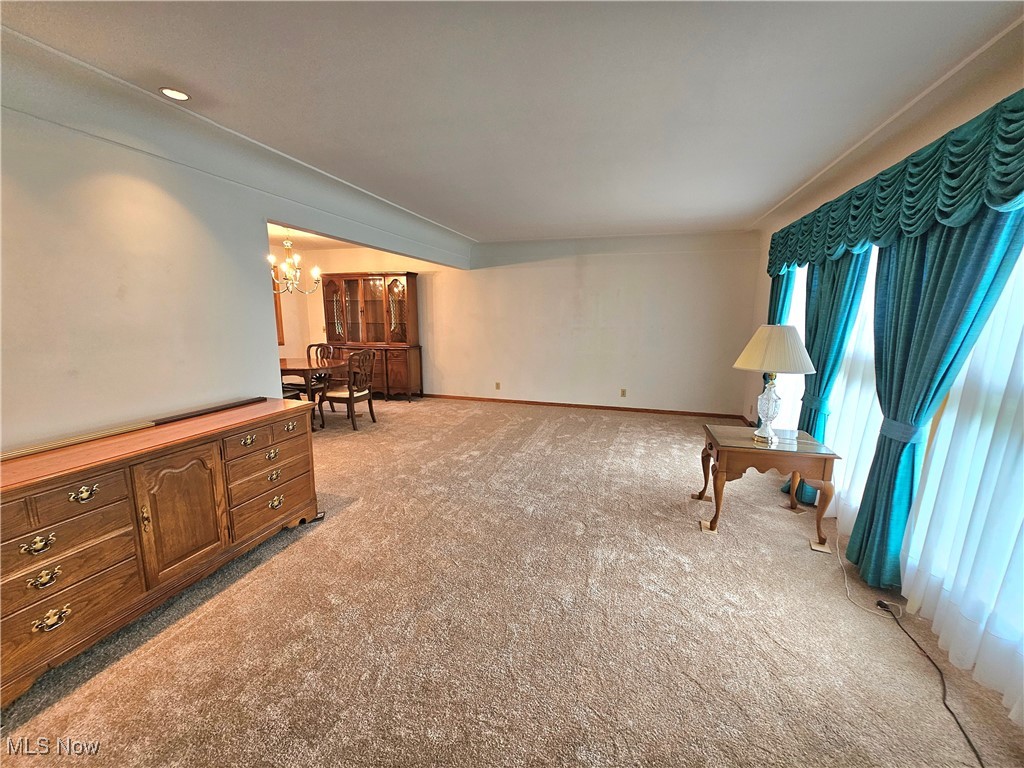 3104 Meadow Lane, Warren, Ohio image 14