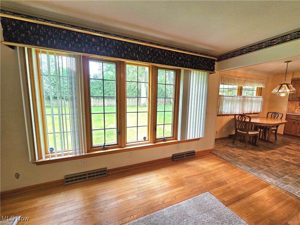 3104 Meadow Lane, Warren, Ohio image 19