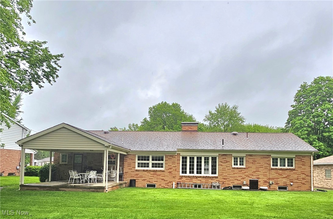 3104 Meadow Lane, Warren, Ohio image 9