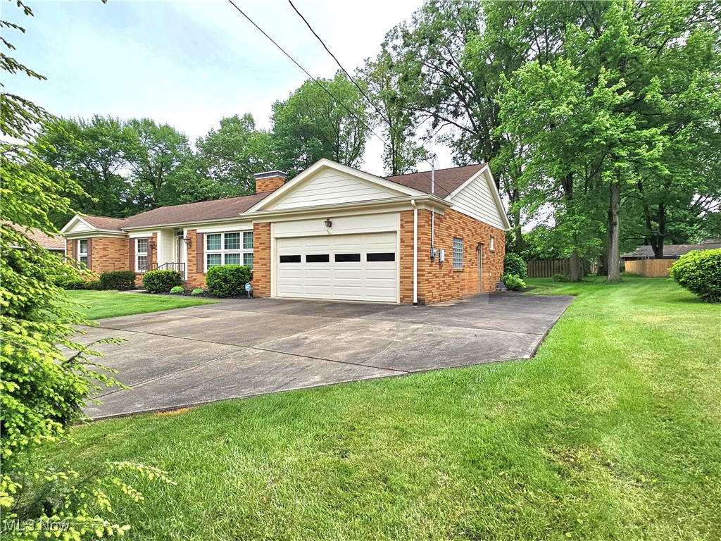 3104 Meadow Lane, Warren, Ohio image 6