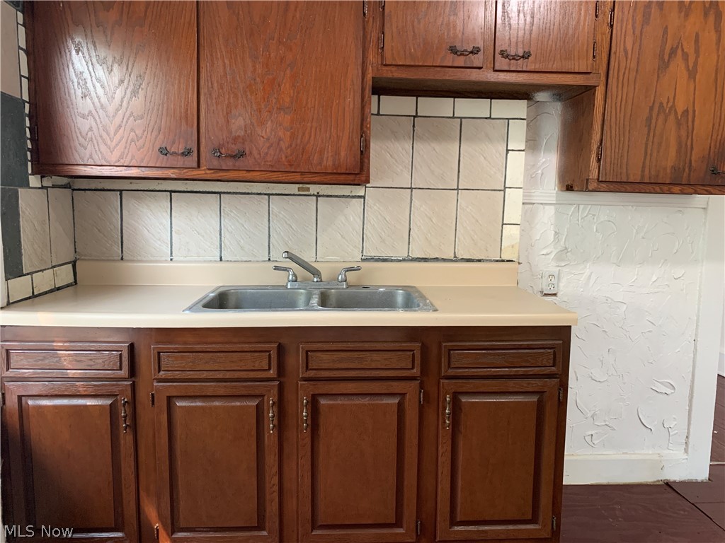 Gertrude Alley - Residential Income