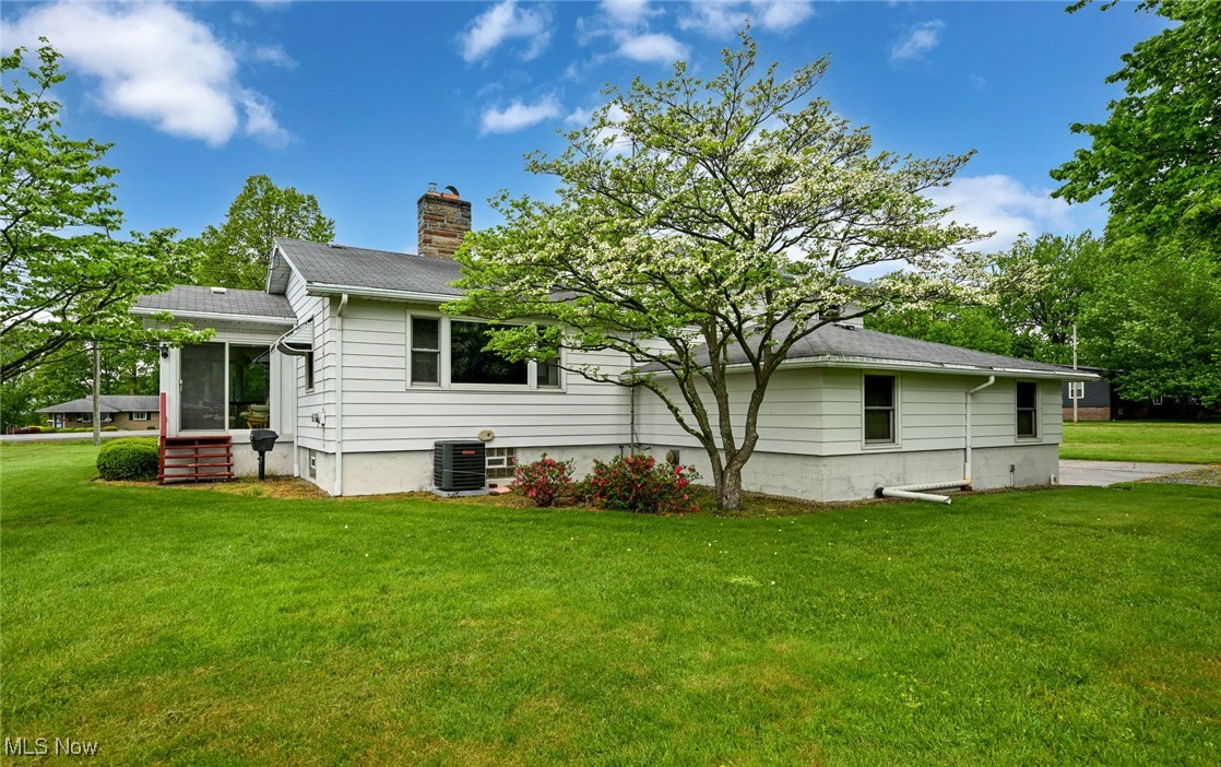 1883 Massillon Road, Akron, Ohio image 11