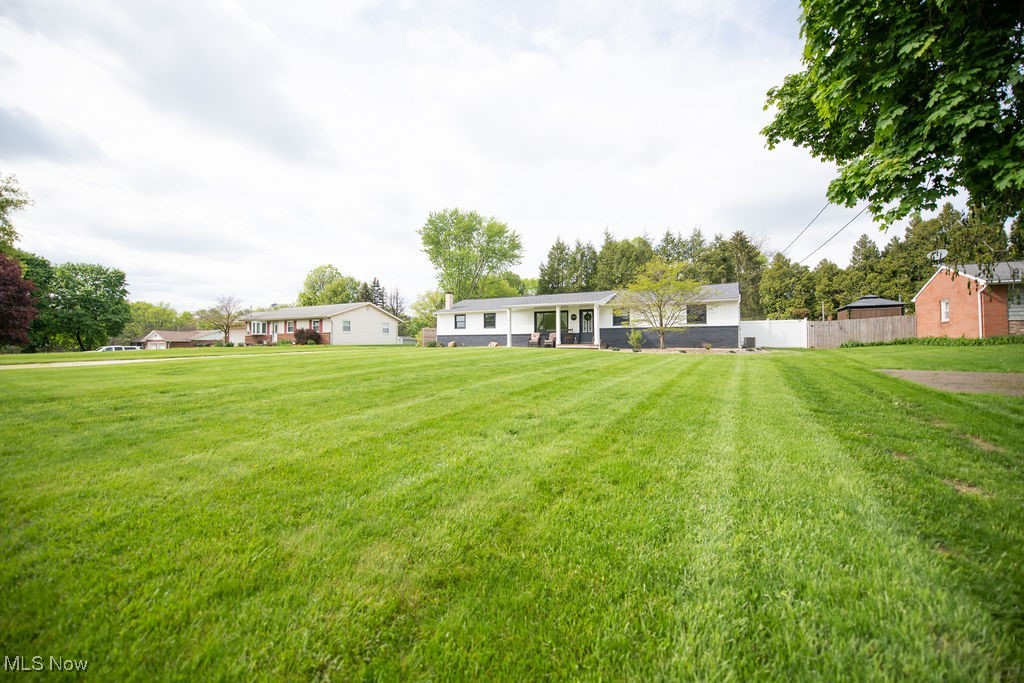 1101 Woodland Street, Hartville, Ohio image 6