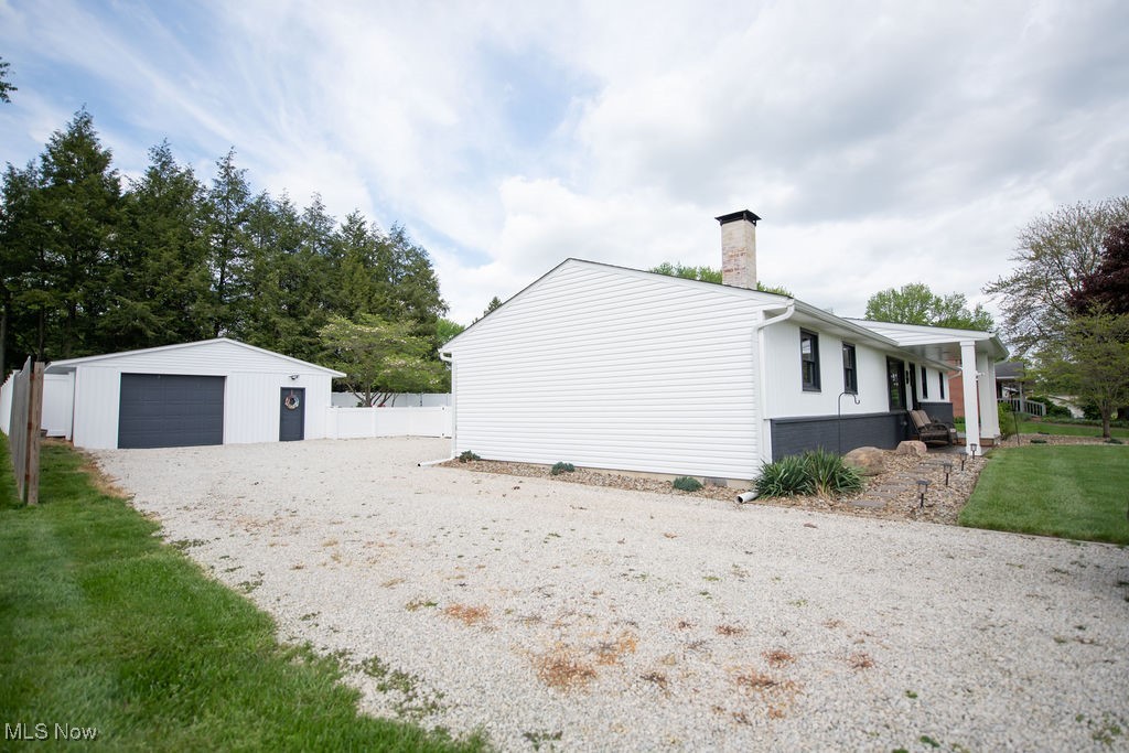 1101 Woodland Street, Hartville, Ohio image 7