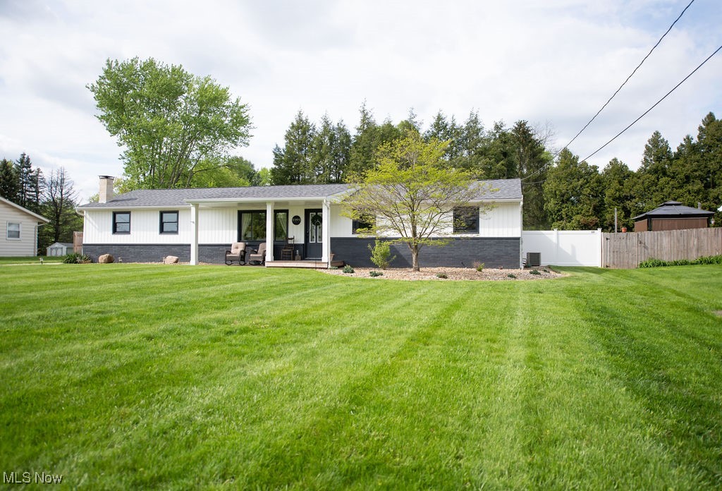1101 Woodland Street, Hartville, Ohio image 2