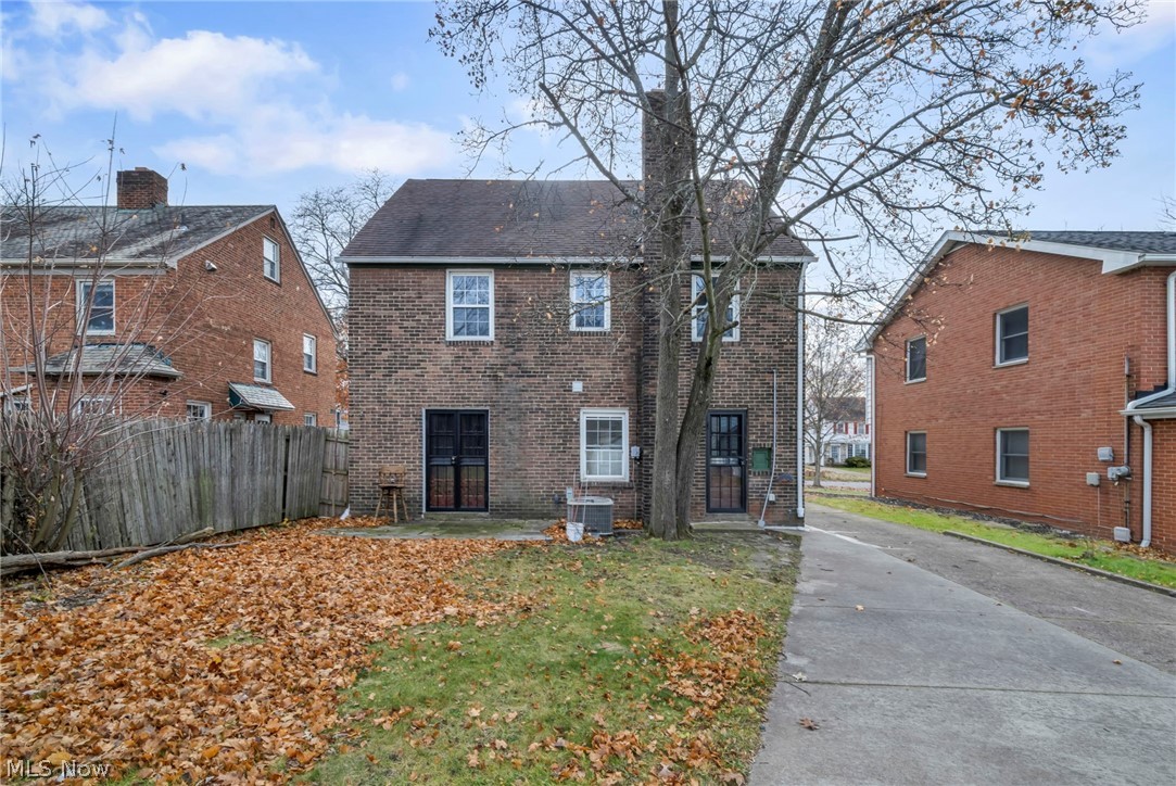 16809 Scottsdale Boulevard