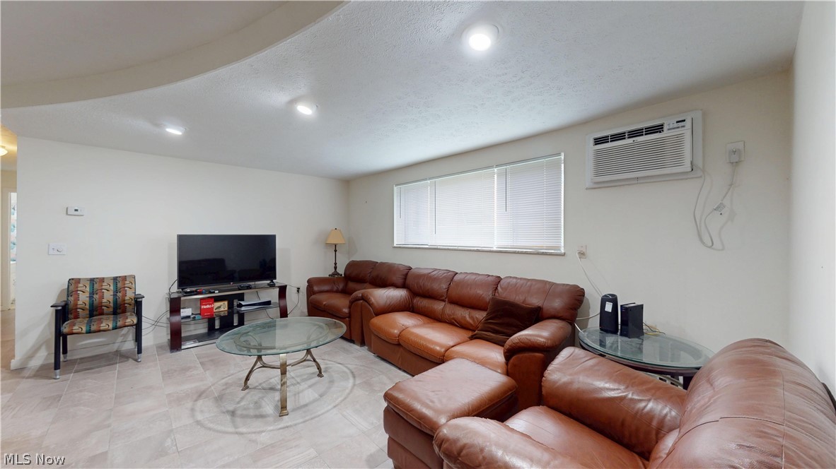 Royal Court - Residential