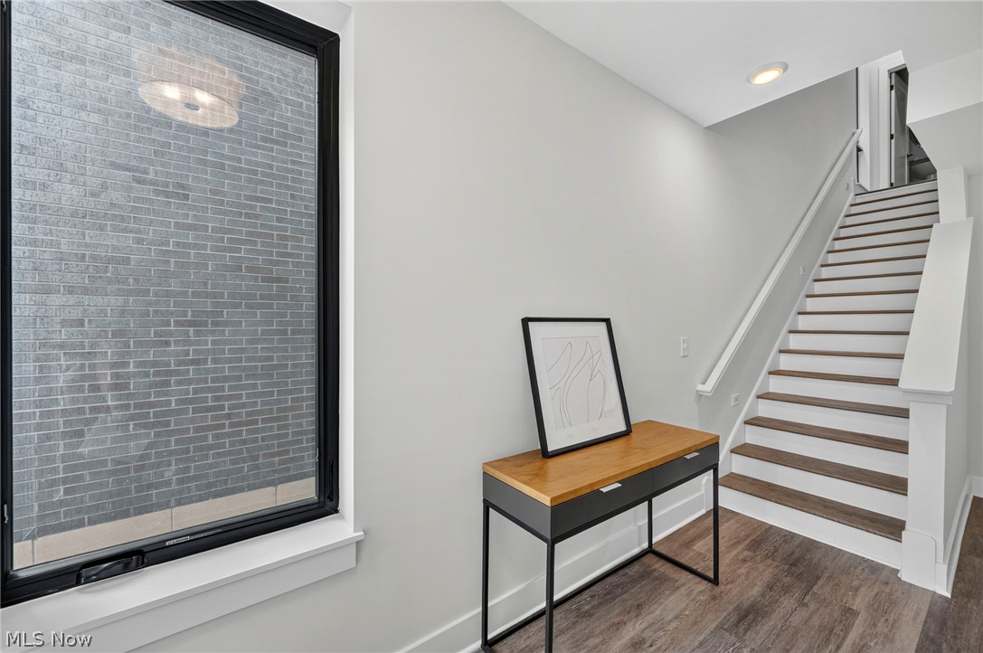1495 E Superior Avenue 27
