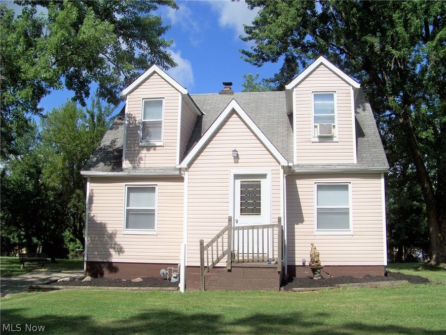 Great opportunity for a large lot (ADJACENT LOT TO HOME IS PART OF THE SALE!) on PRIVATE dead end street.  No thru traffic. Nice kitchen with plenty of cupboards.   Bring your ideas and move into this great home.   Nice layout and all appliances stay including washer and dryer.  There is a two car garage and plenty of outdoor space!