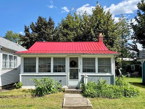 Homes For Sale - 16 Billow Beach Road<br/> Ashtabula County, Ashtabula, OH 44004