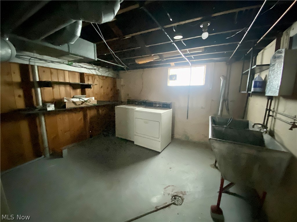 Hillcrest Park Sub - Residential Lease