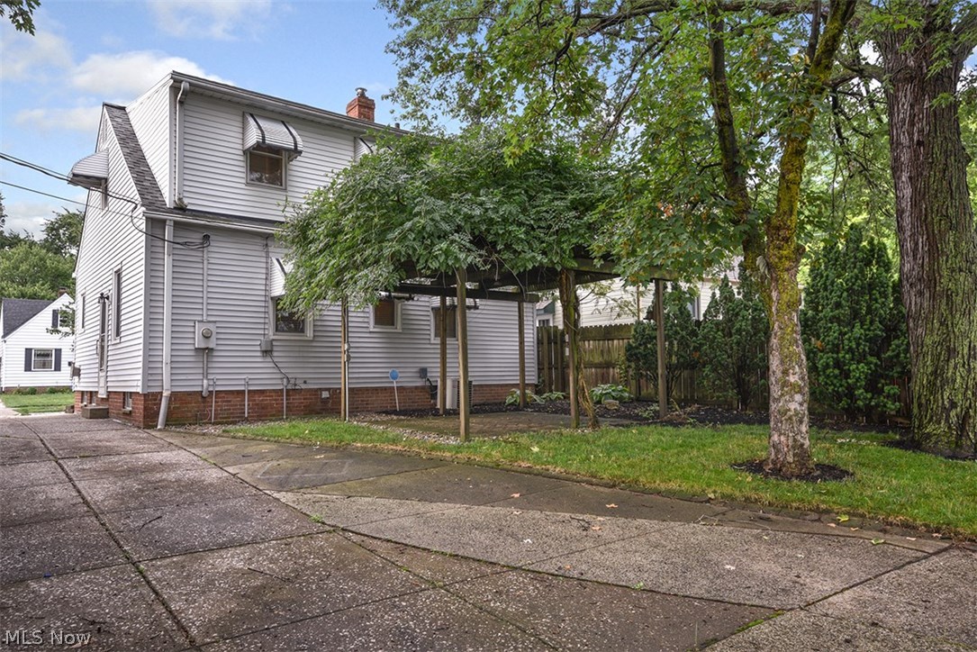 Brook Park Realty Cos Tuxedo Heights - Residential