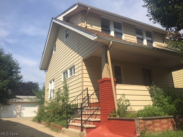 Lorain Villas - Residential