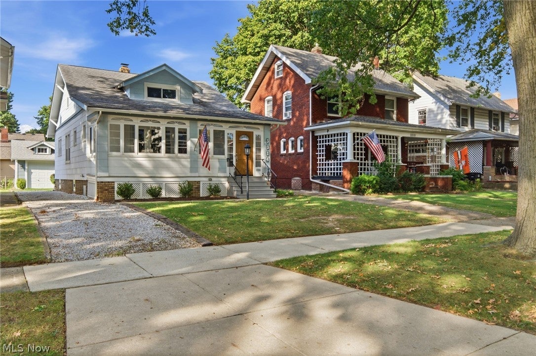3314 W 130th Street