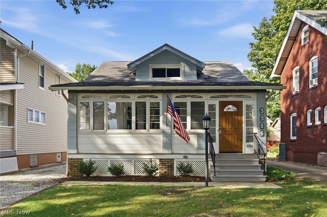 3314 W 130th Street