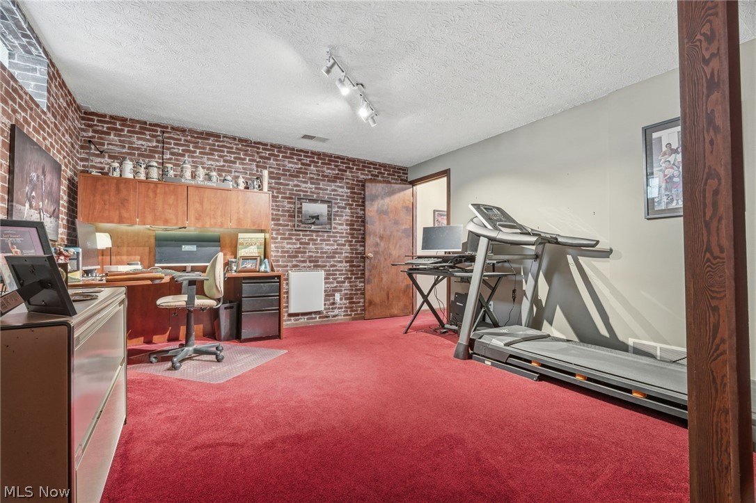 Fox Run Estates - Residential