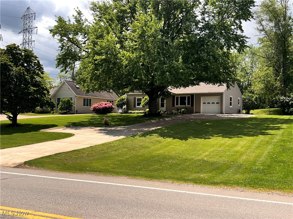 1764 Southeast Avenue, Tallmadge, Ohio image 2