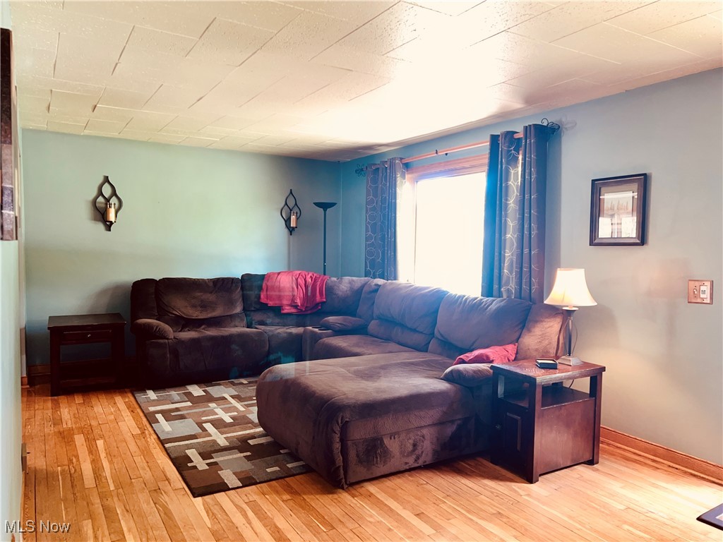 1764 Southeast Avenue, Tallmadge, Ohio image 12