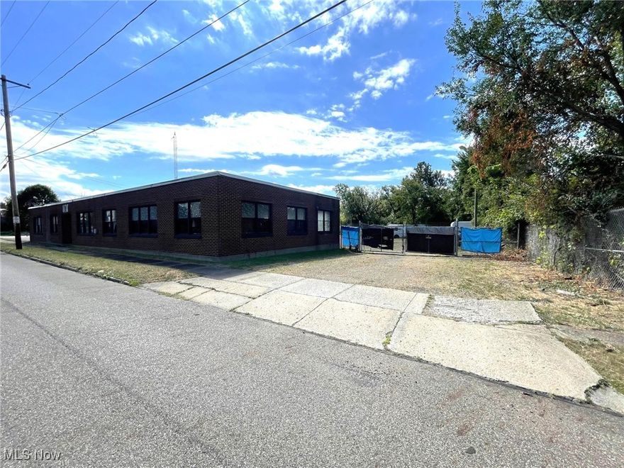 4 acres of industrial land zoned I-2 "Heavy Industrial" with a 3,700 sf office building. Office area has 10 offices, a conference room and a storage room. Property is mostly fenced in.