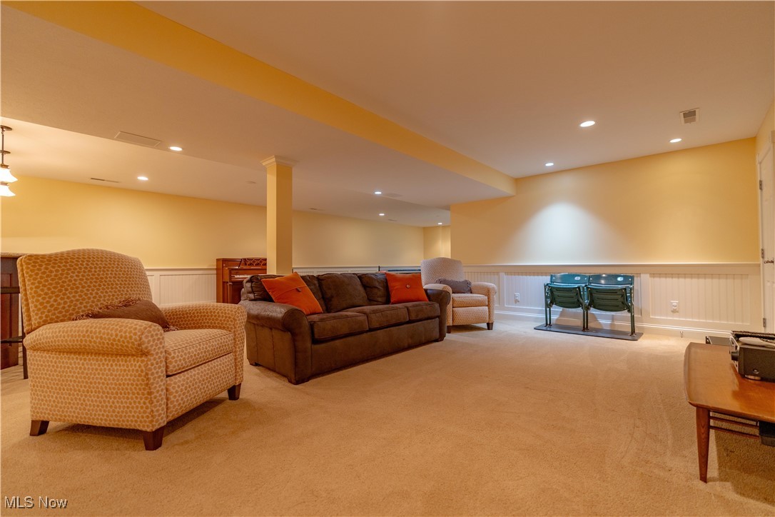 5679 Carters Grove Circle, Massillon, Ohio image 40