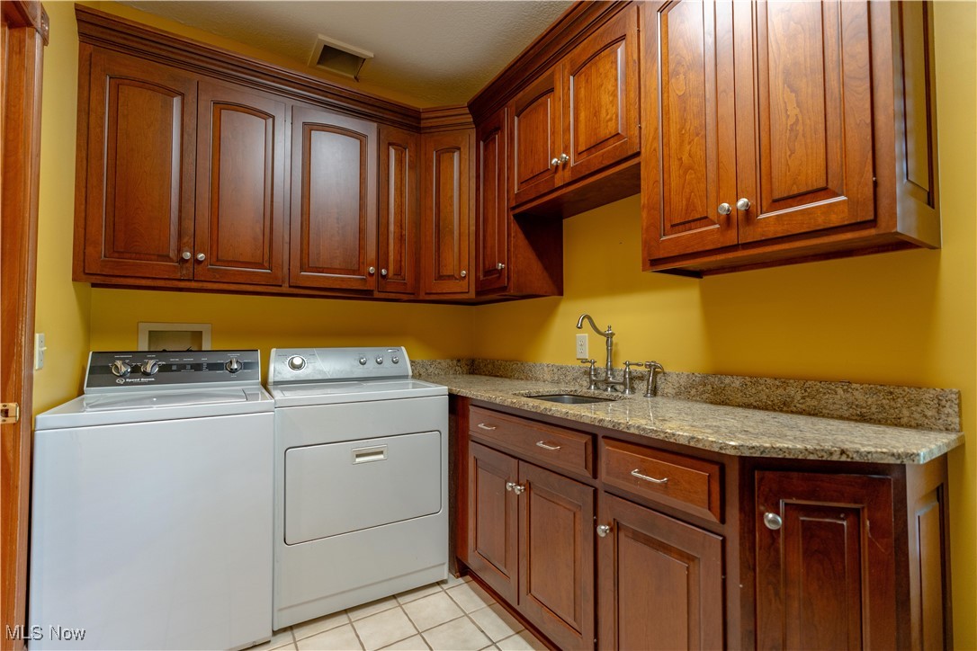 5679 Carters Grove Circle, Massillon, Ohio image 47