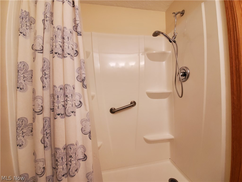 Silver Lake Towers Condo - Residential