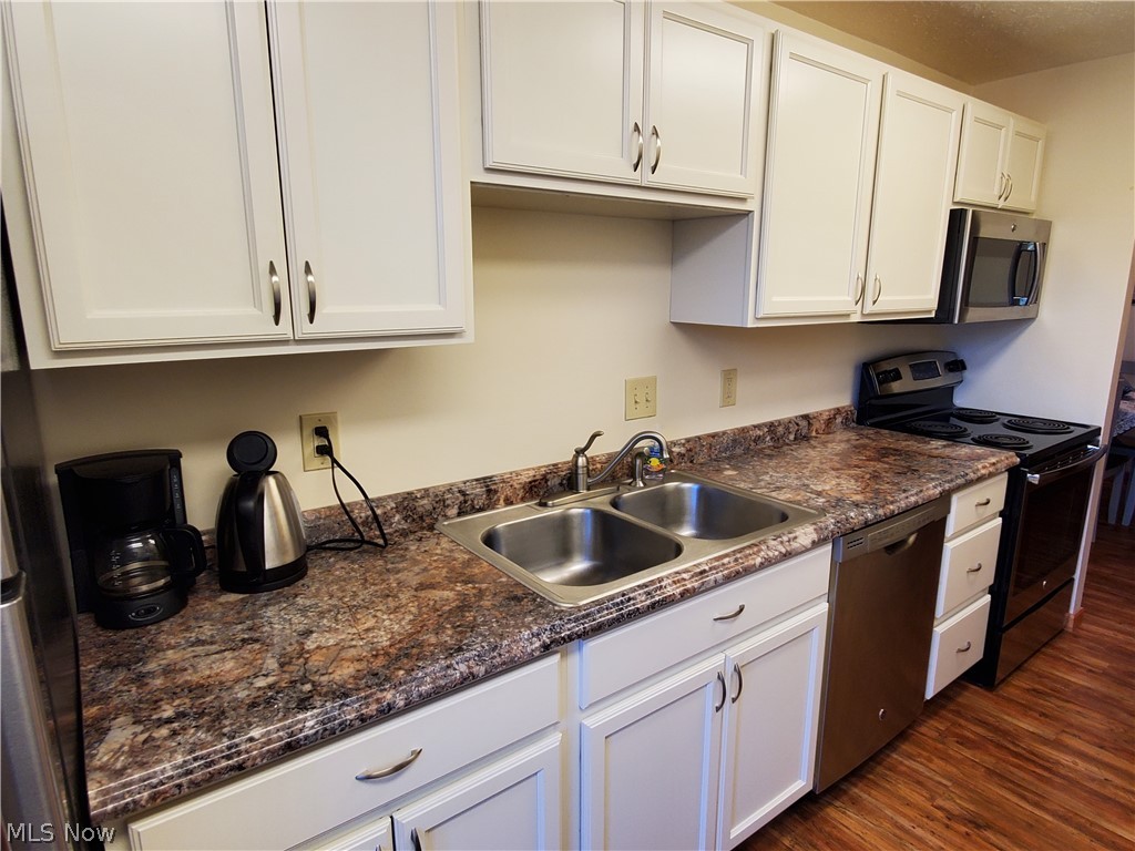 Silver Lake Towers Condo - Residential
