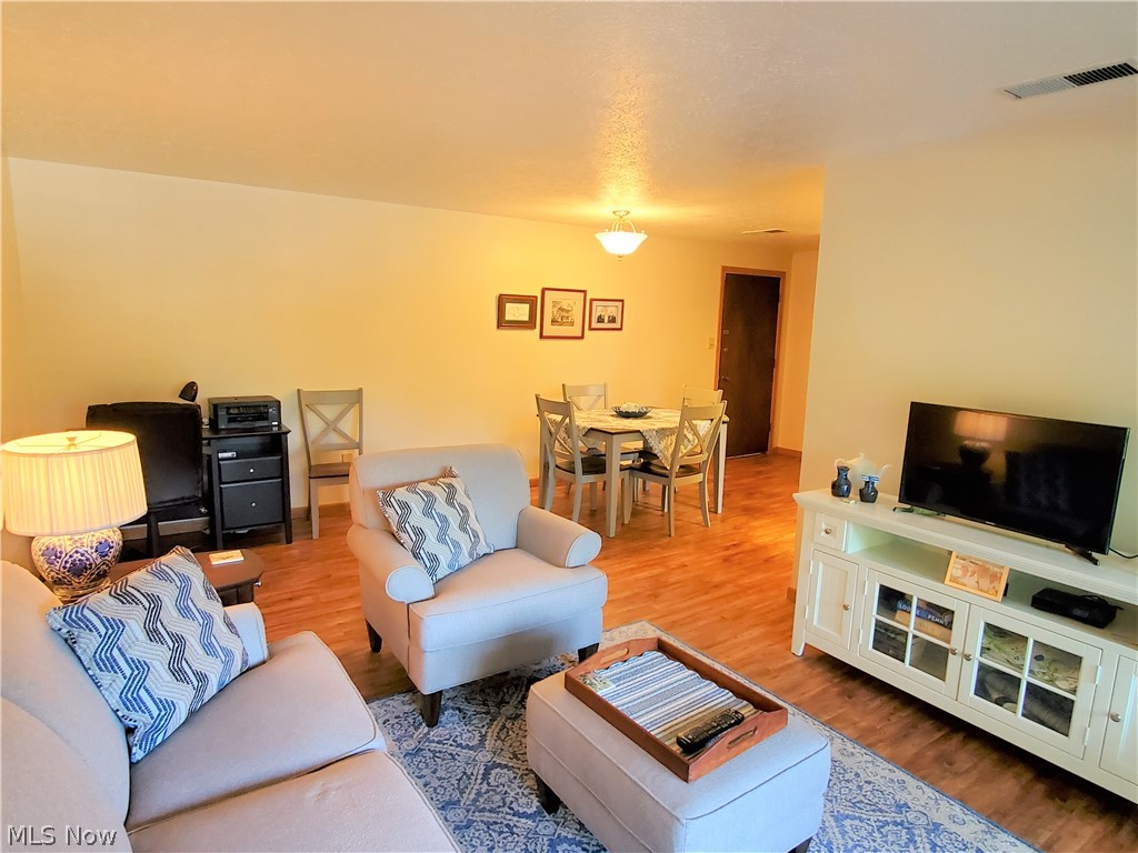 Silver Lake Towers Condo - Residential