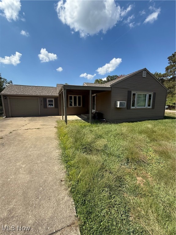 Charming two-bedroom, one-bathroom home located on the north end of Zanesville. This property features a one-car garage, a spacious yard, an additional storage shed, and the convenience of an in-unit washer and dryer. Tenant is responsible for all utilities. All applicants are subject to credit and background checks.