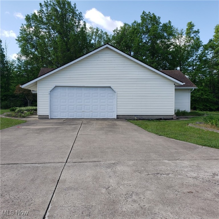 16200 St Rt 83, Grafton, Ohio image 4