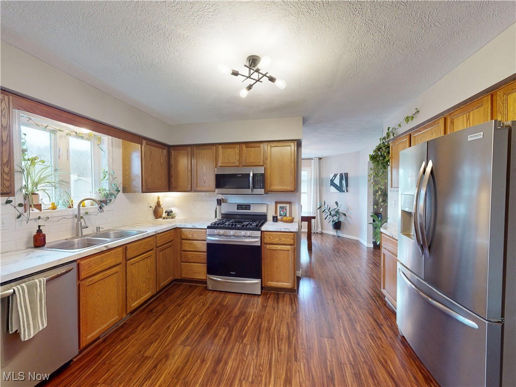 Colonial Hills - Residential