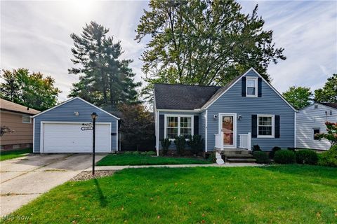 11533 Meadowbrook Drive, Parma Heights, OH 44130 - #: 5166136