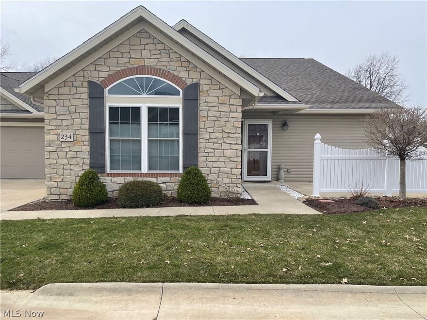 Two bedroom, two bathroom condo on a slab. Very well maintained new floor in kitchen. Also features a two car garage.