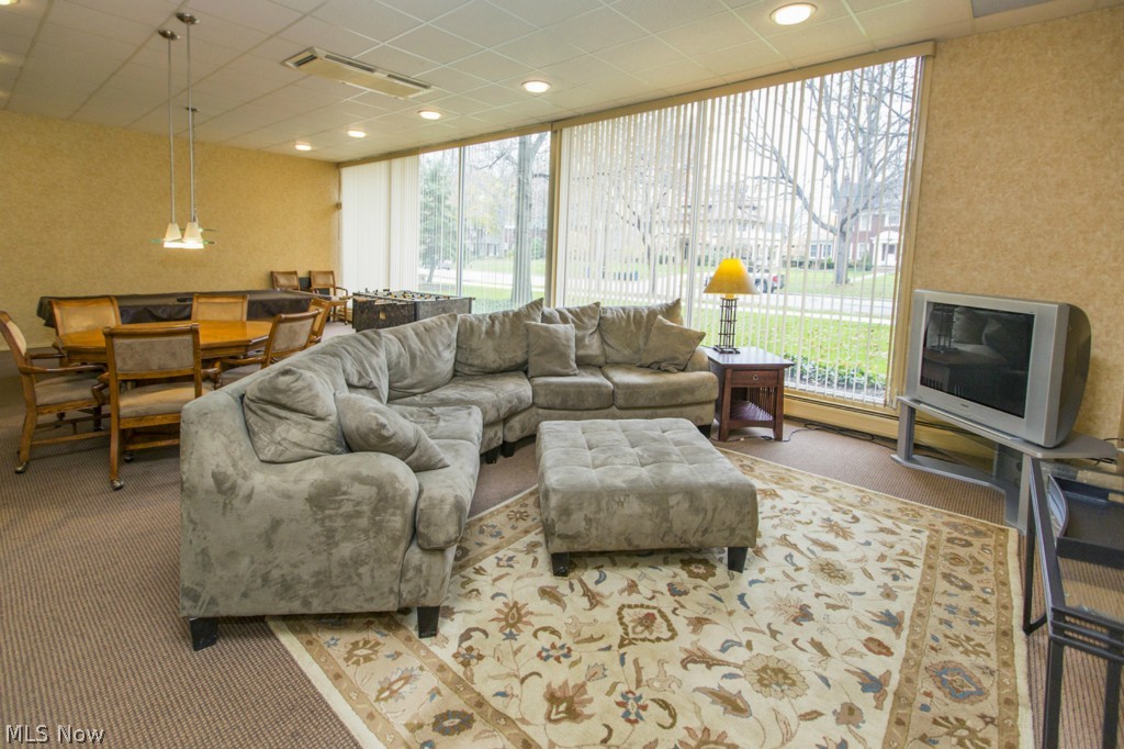 Lake Edge - Residential