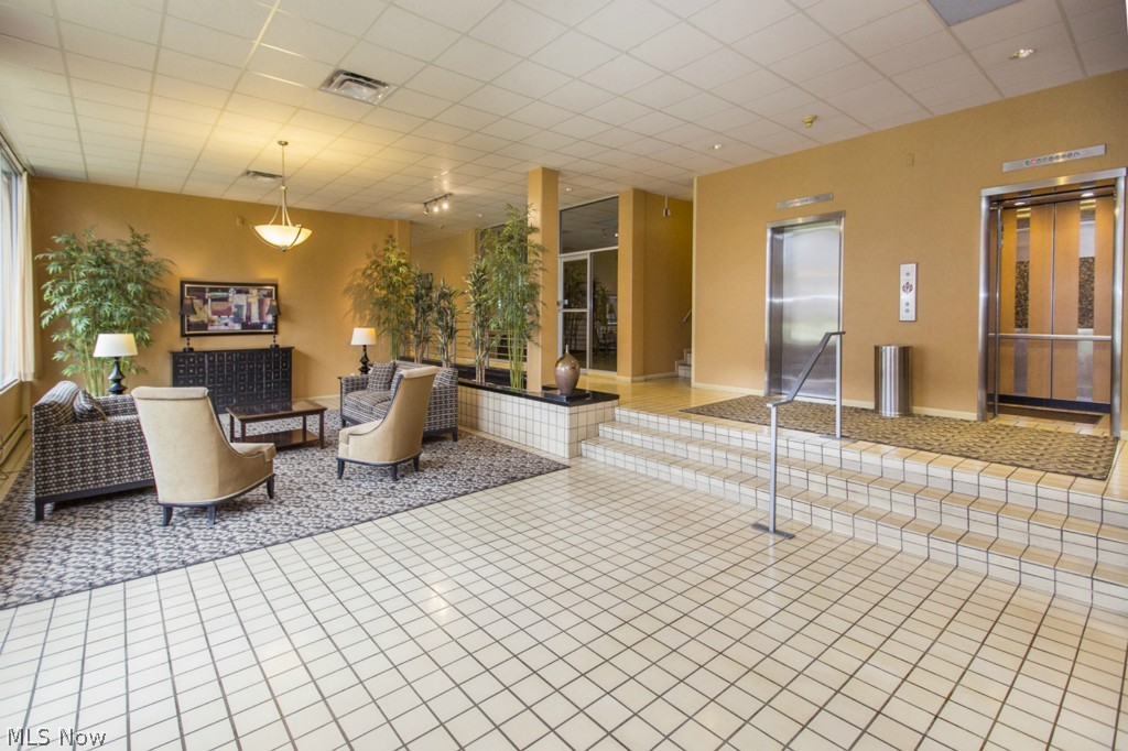 Lake Edge - Residential