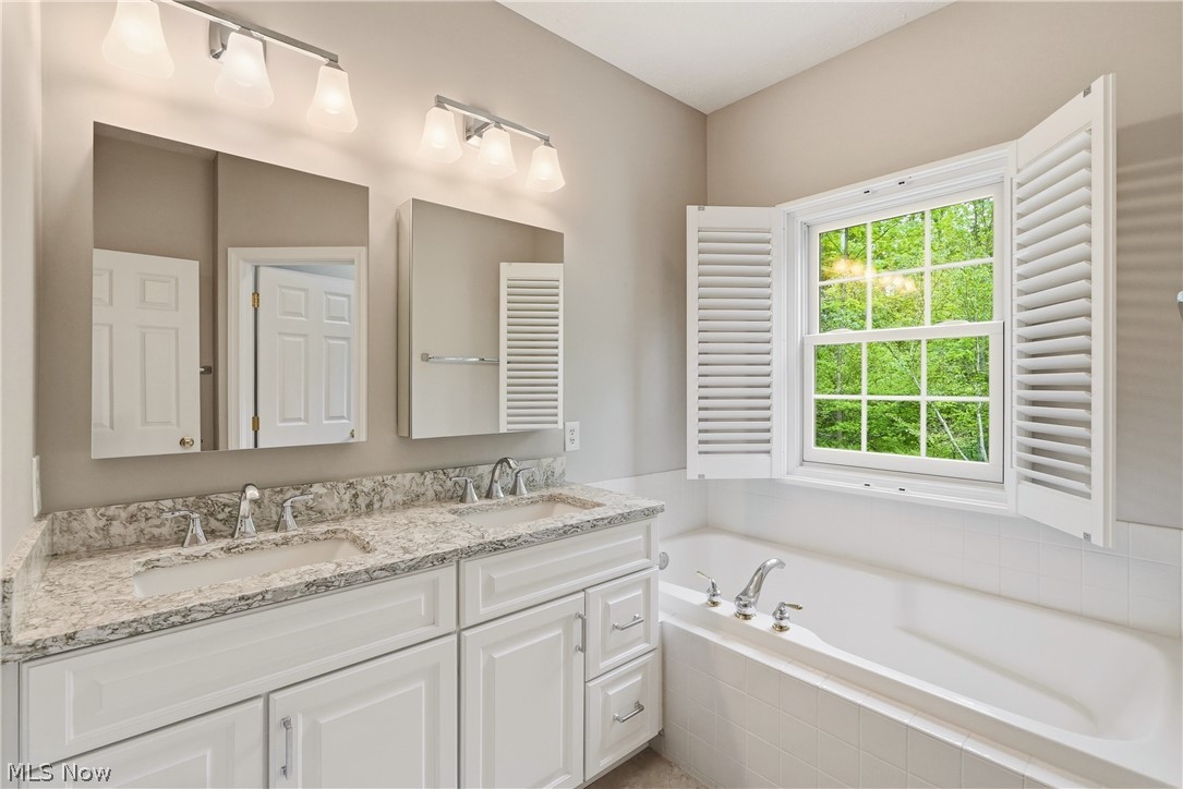 Centerville Woods - Residential