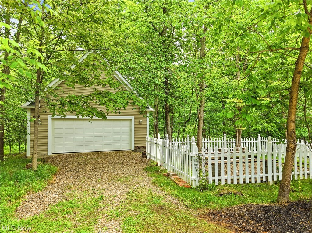 Centerville Woods - Residential