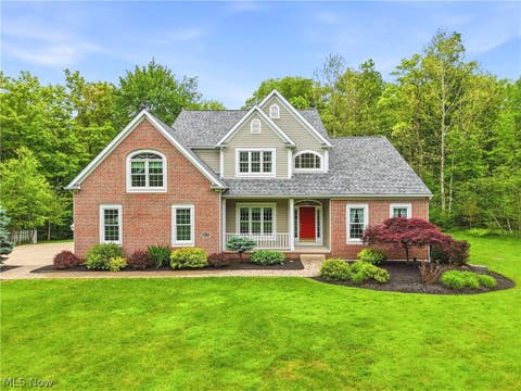 Homes For Sale - 815 Centerville Trail<br/> Aurora, OH 44202