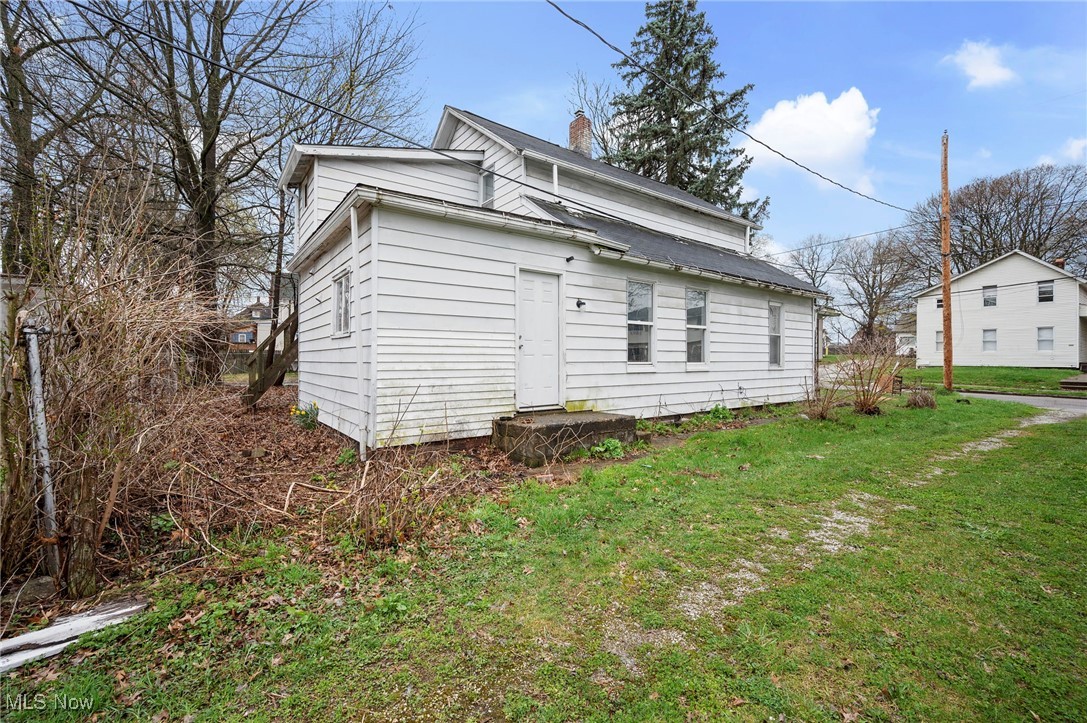 647 Sherman Street, Akron, Ohio image 33