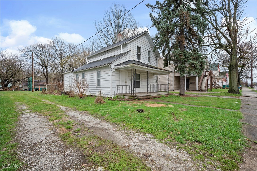 647 Sherman Street, Akron, Ohio image 2