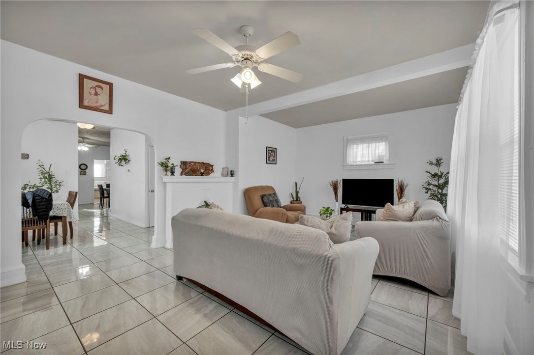 3107 Trowbridge Avenue