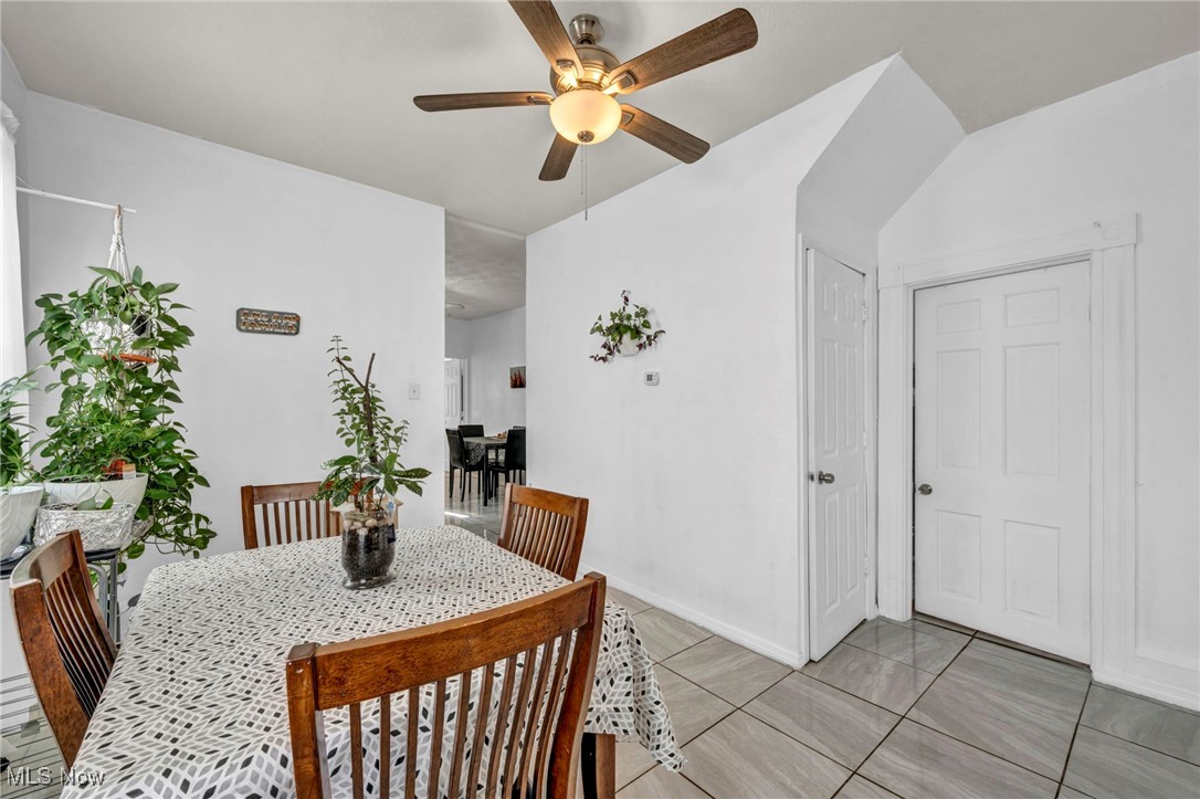 3107 Trowbridge Avenue