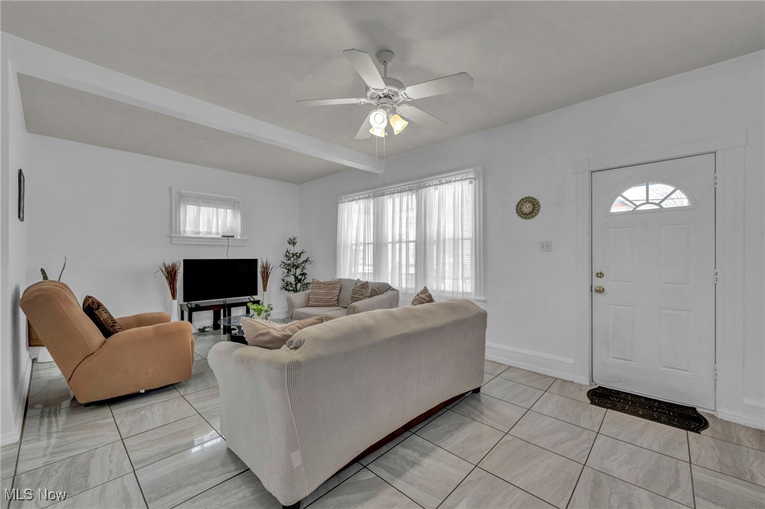 3107 Trowbridge Avenue