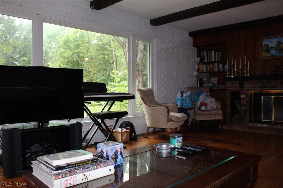 Jack L Cusicks Pettibone-Som - Residential