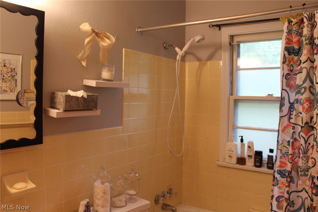 Jack L Cusicks Pettibone-Som - Residential