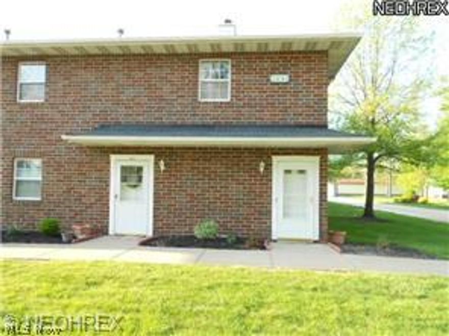 Wonderful one level Condominium. Walk up to this spacious 2 bedrm, 2 bath unit. Large living rm, dining rm, & open kitchen. Living rm has fireplace & built-in entertainment area. Kitchen includes appliances & laundry rm off kitchen is complete w/washer & dryer. Master suite includes bathrm, vanity sink area & walk-in closet. 2nd Bedrm has ample closet area & can access bath from the room. Newer carpet throughout, very neutral. Nice size balcony w/storage closet. Wooded area directly across, most views from the unit are park-like. 1 Car garage w/opener. End area of Tollis Pkwy.